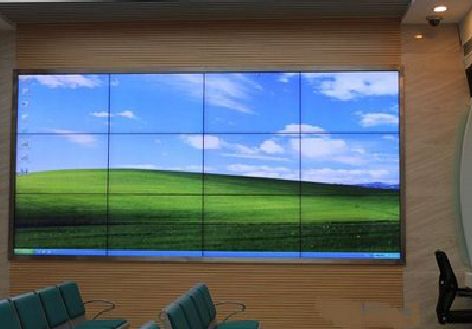 玉溪液晶拼接屏的另类用法。