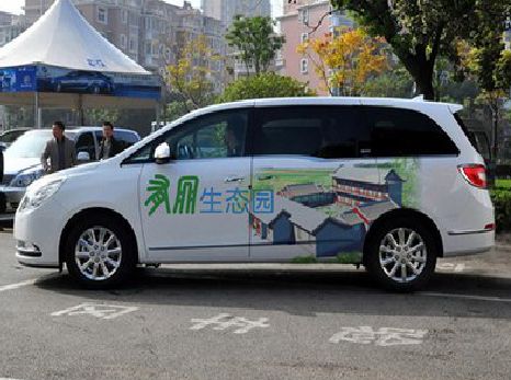 玉溪户外车贴喷绘如何保持效果?